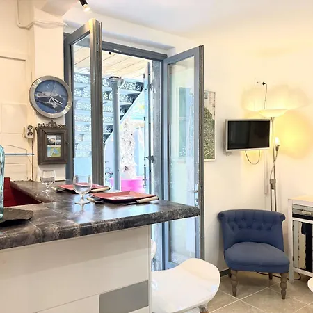 Apartamento Bristol-3 By Interhome *